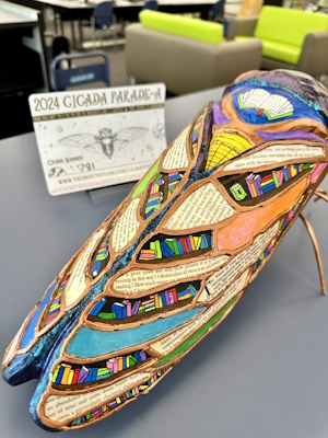 A colorful plaster cicada